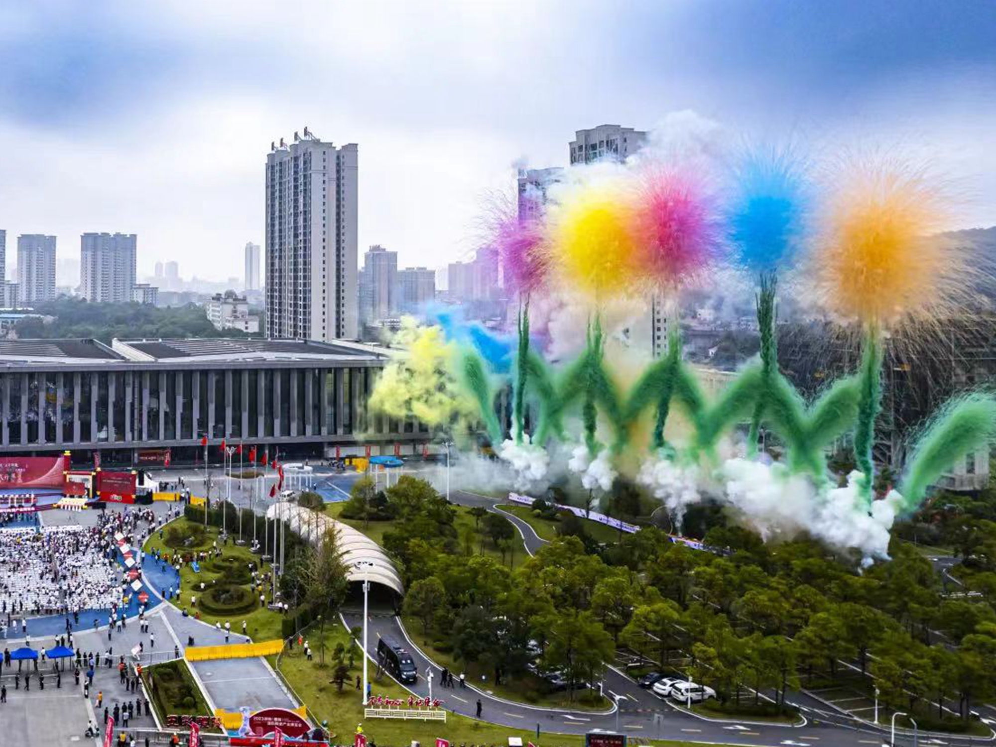 Live-Video von Probentests von Feuerwerkskörpern für einen Kunden in Malaysia Live-Video von Probentests von Feuerwerkskörpern für einen Kunden in Malaysia